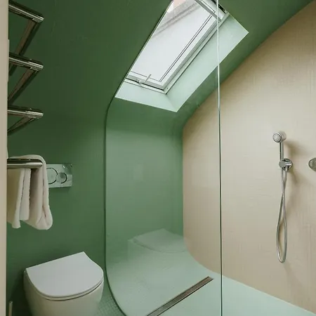 Apartment Veeve - Mid-century View *